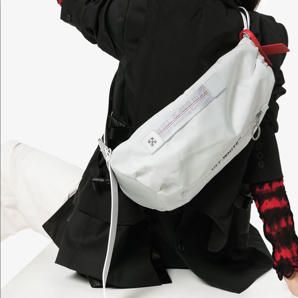 NWT OFF-WHITE Convertible Belt Bag🔥